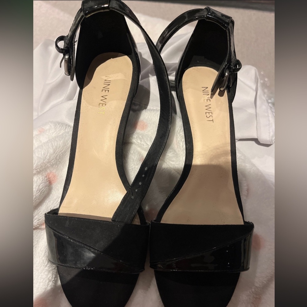 Nine West heals